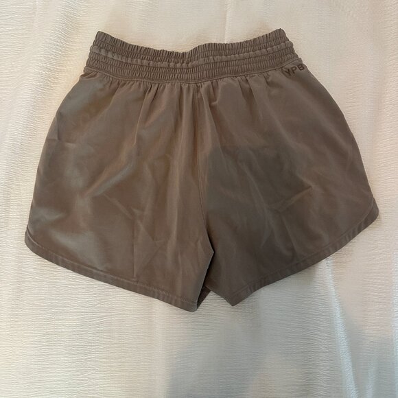 Abercrombie YPB motionTEK High Rise Lined Workout Shorts - Beige - XS - Picture 3 of 4